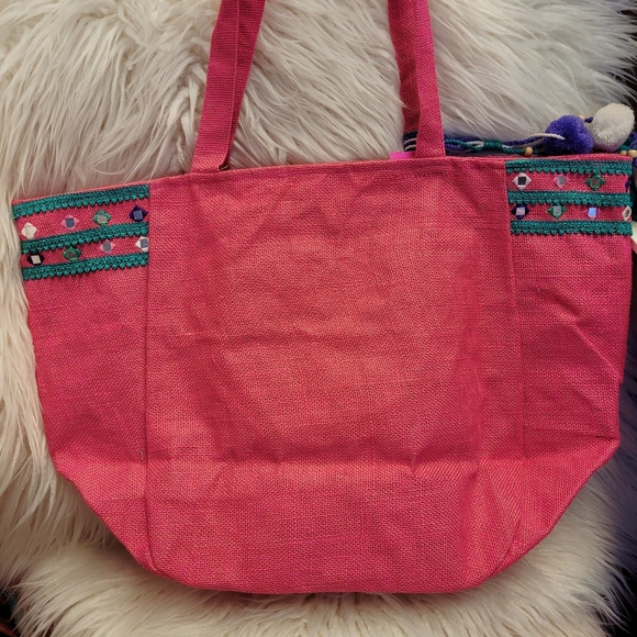 America & Beyond Tote - Picture 2 of 6